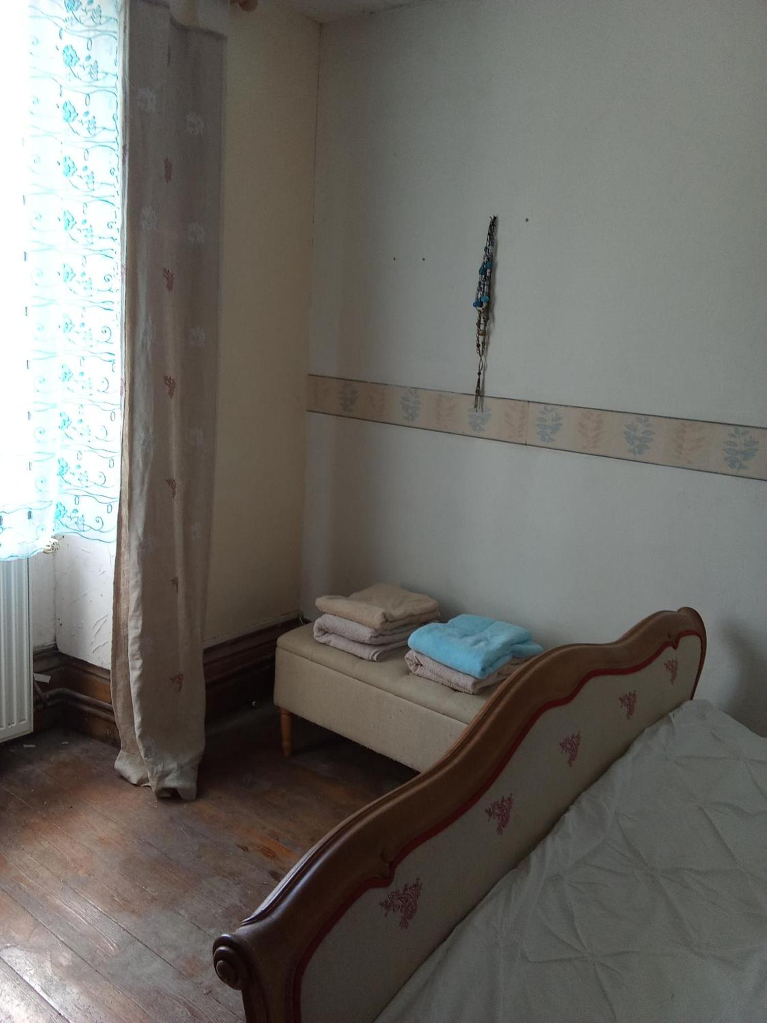 La Grille Fleurie, Chambres D'Hote Chez L'Habitant Arthonnay Zewnętrze zdjęcie