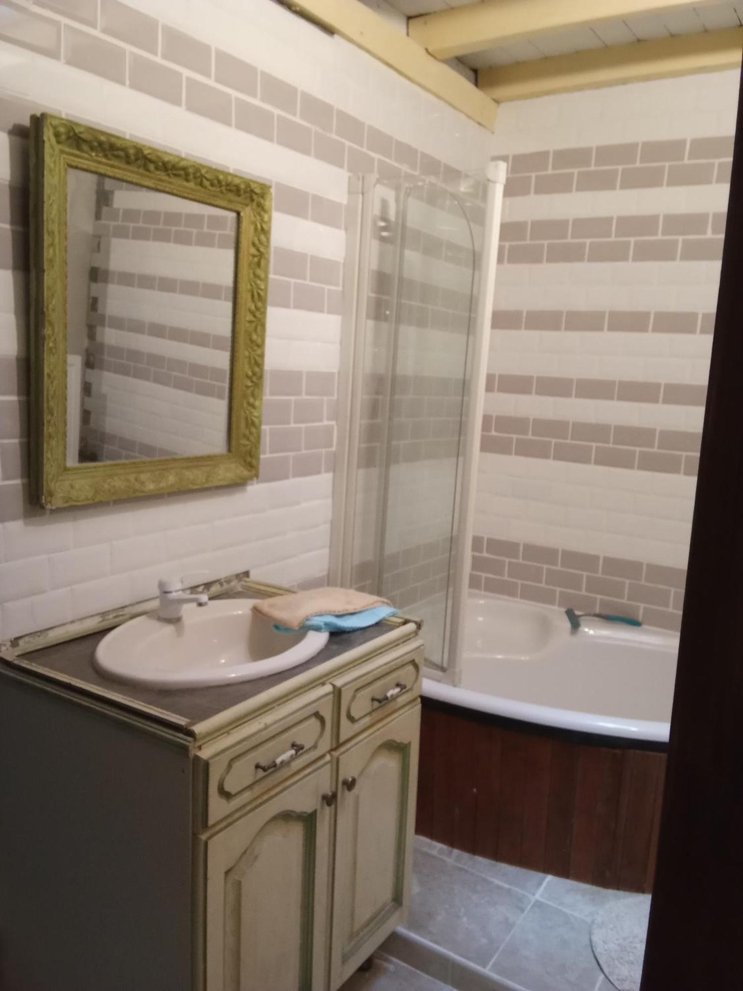 La Grille Fleurie, Chambres D'Hote Chez L'Habitant Arthonnay Zewnętrze zdjęcie